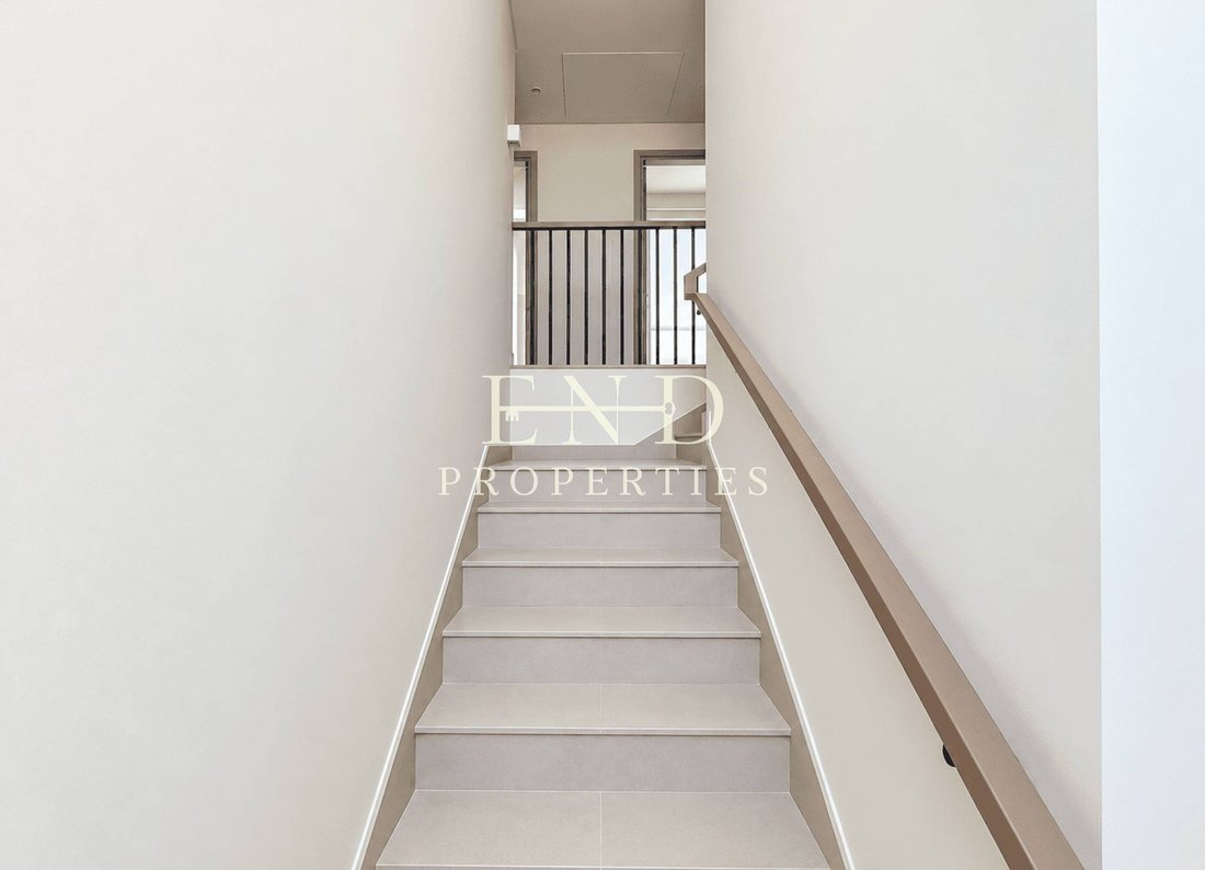 Townhouse in Ud al Bayda, Dubai, United Arab Emirates 5 - 19060173