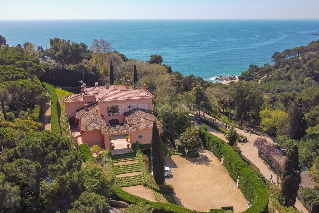 Haus in Lloret de Mar, Katalonien, Spanien 1 - 11955224