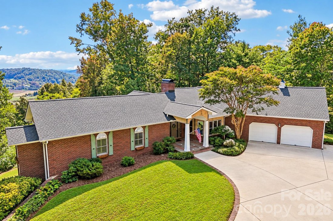 House in Hendersonville, North Carolina, United States 1 - 19061109
