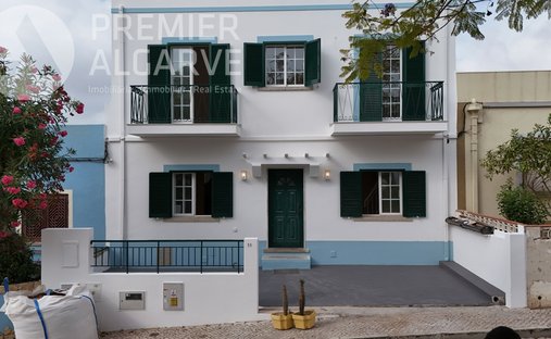 Villa a Faro (Se e Sao Pedro), Algarve, Portogallo 1