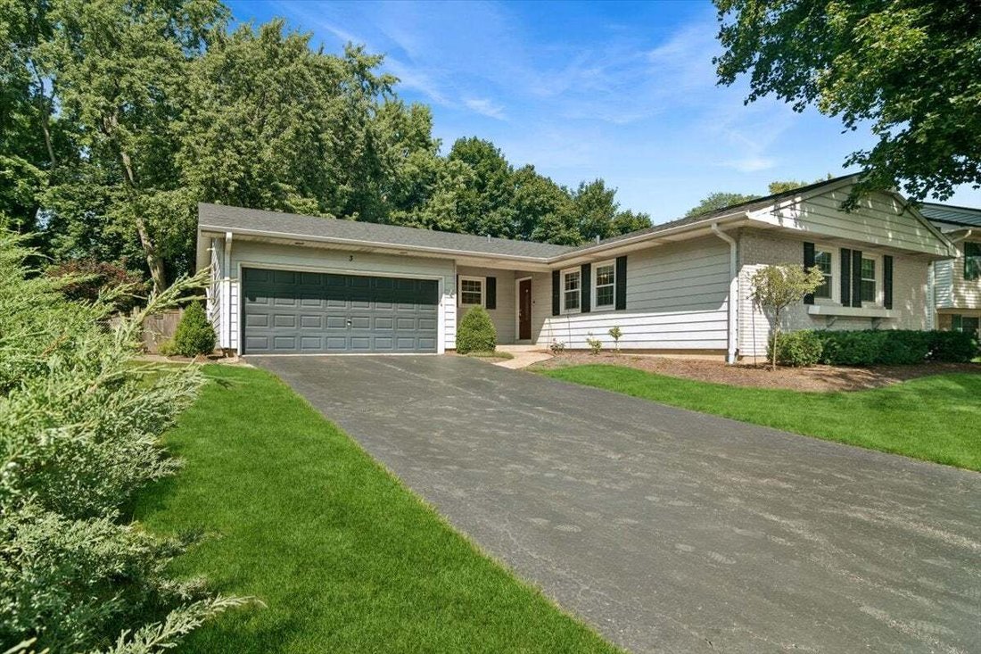 House in Buffalo Grove, Illinois, United States 1 - 19063265