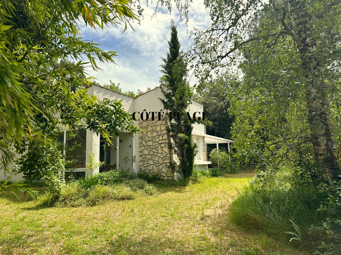 Casa a Saint-Palais-sur-Mer, Nuova Aquitania, Francia 1 - 19064281