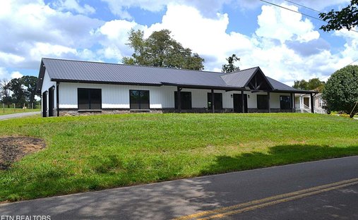 House in Strawberry Plains, Tennessee, United States 1