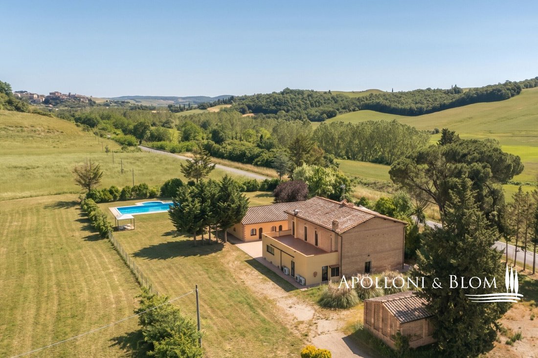 House in San Giovanni d'Asso, Tuscany, Italy 2 - 16372143