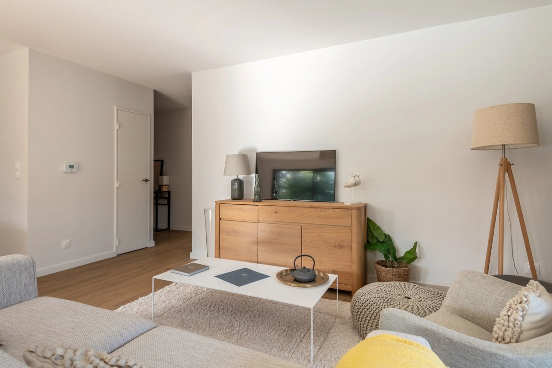 Apartment in Écully, Auvergne-Rhône-Alpes, France 3 - 19060698