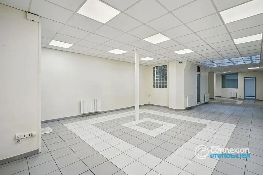 Autres à Trudaine-Maubeuge, Paris 9e Arrondissement, Paris 5 - 19060596