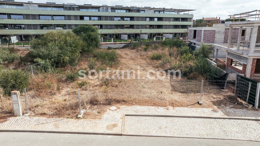 Land in Vilamoura, Quarteira, Algarve 5 - 19063981