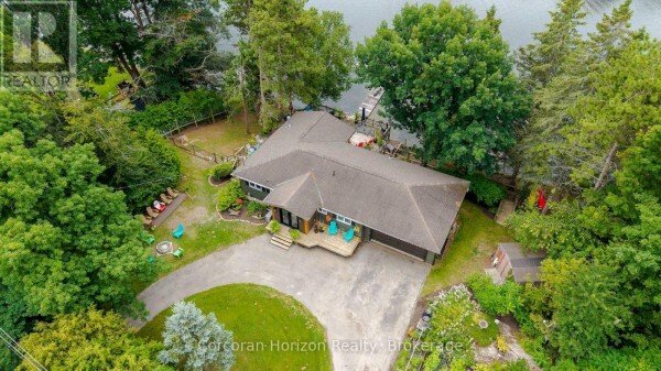House in Georgian Bay, Ontario, Canada 4 - 19061524