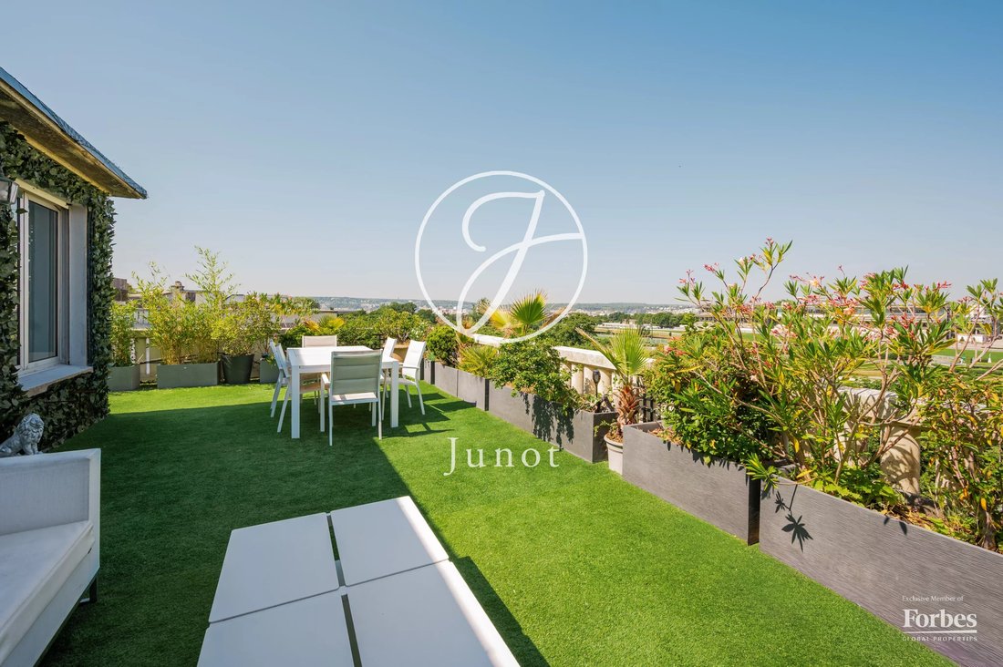 Apartment in Auteuil Nord, Paris 16e Arrondissement, Paris 5 - 19060280