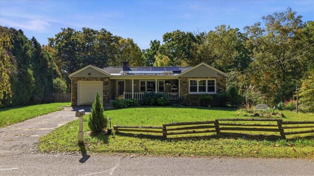 Casa a Uxbridge, Massachusetts, Stati Uniti 1 - 19059358
