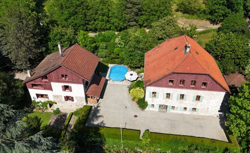 House in Contamine-sur-Arve, Auvergne-Rhône-Alpes, France 1