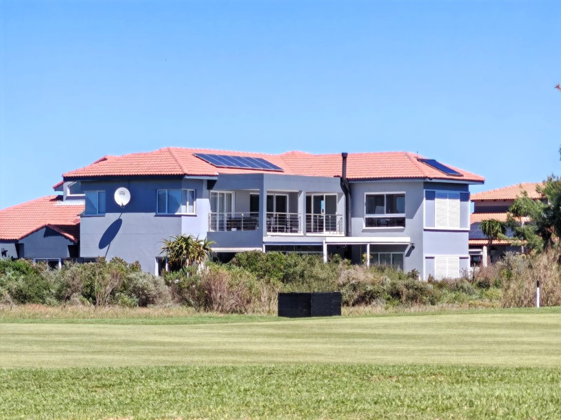 Maison à Langebaan Country Estate, Cap occidental, Afrique du Sud 1 - 19065010