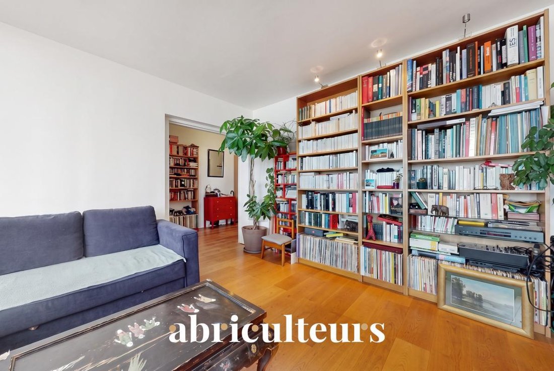 Apartment in Paris 19e Arrondissement, Paris, France 3 - 19064093