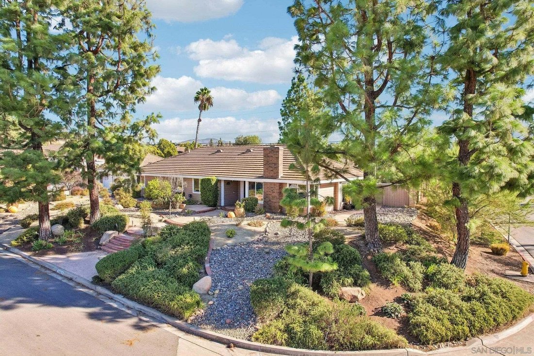 House in El Cajon, California, United States 2 - 19063398