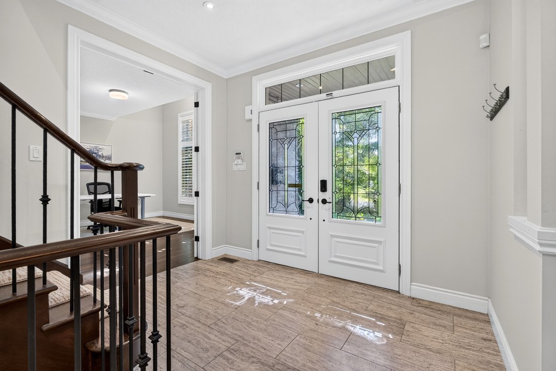 House in Burlington, Ontario, Canada 4 - 19061683