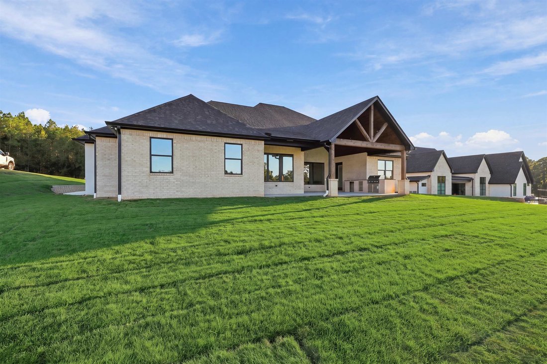 House in Longview, Texas, United States 3 - 19061989