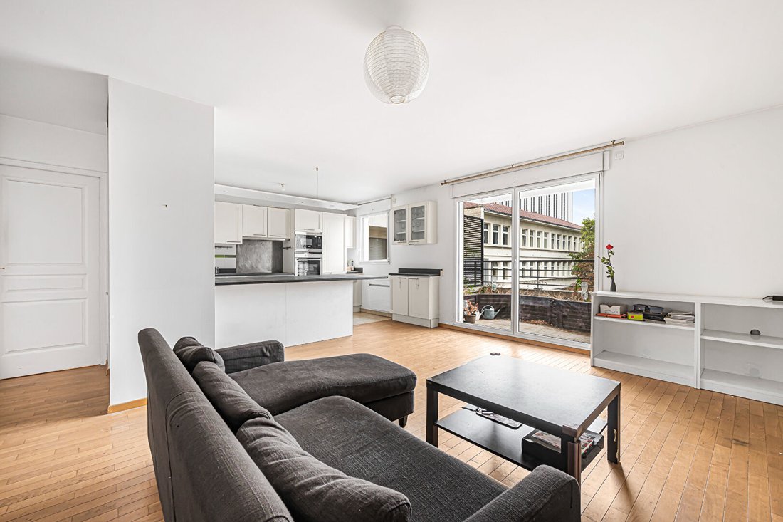Apartment in Perouses, Paris, Ile-de-France 1 - 19061317