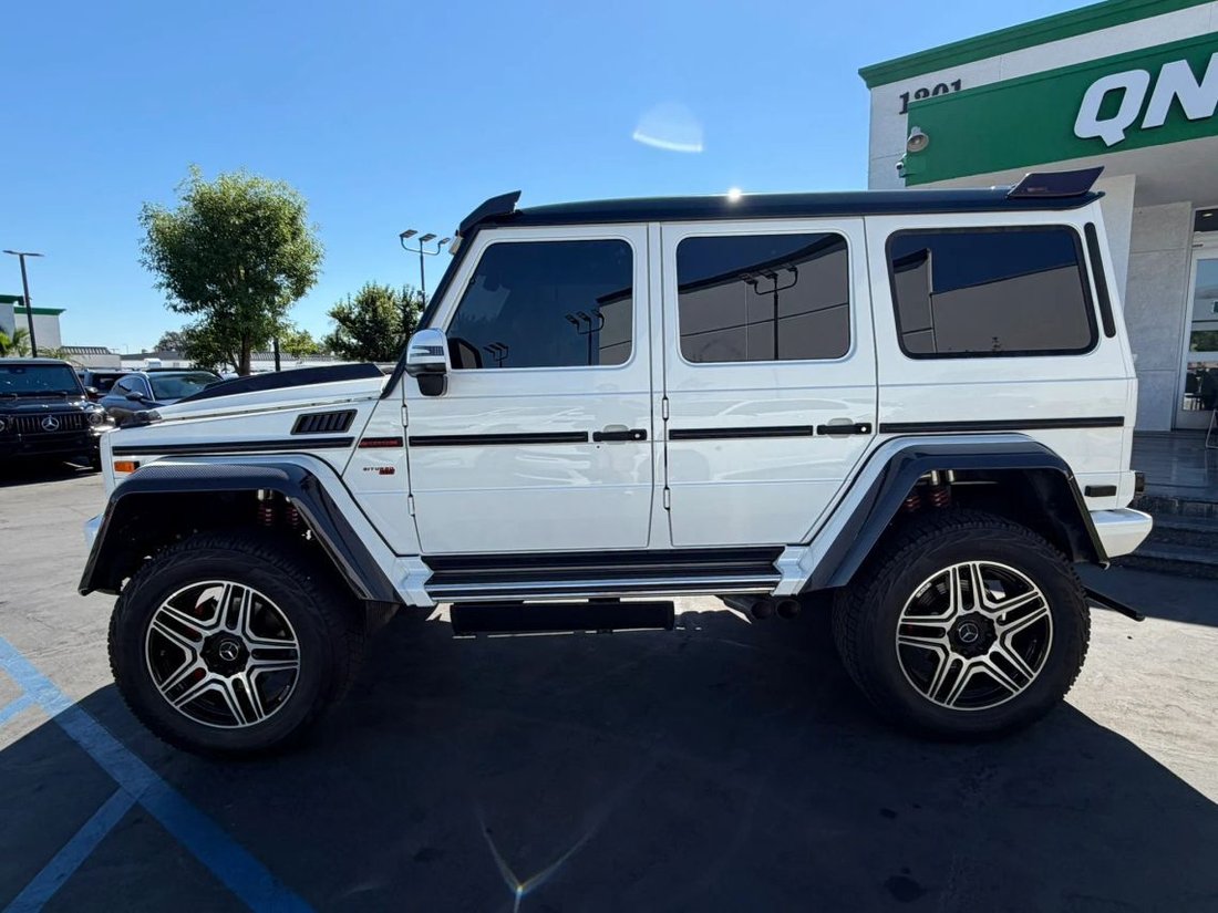 Suv in Ontario, CA, United States 5 - 19055931