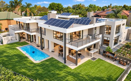 Haus in Silver Lakes Golf Estate, Gauteng, Südafrika 1