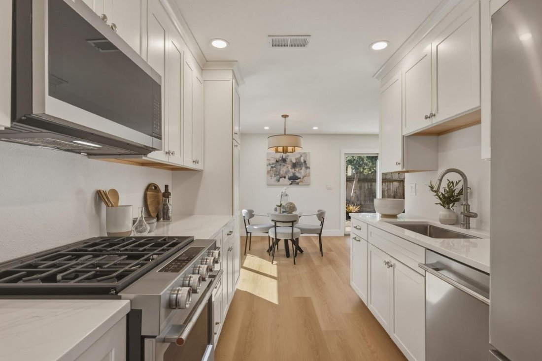Condo in Monterey, California, United States 2 - 19062677