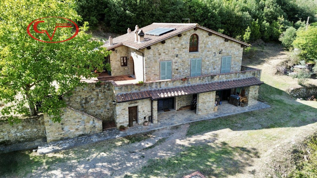 Villa à Loro Ciuffenna, Toscane, Italie 1 - 14469498