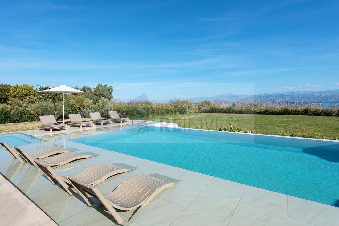 Villa in Northern Corfu, Peloponnese, Western Greece and the Ionian, Griechenland 5 - 19059856