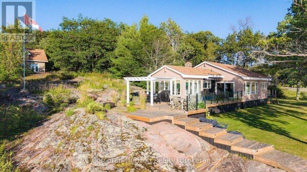 House in Little Beausoleil Island, Ontario, Canada 2 - 19061480