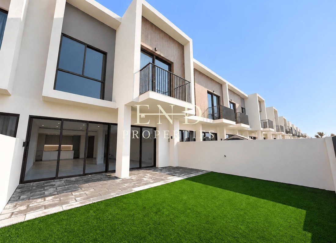 Townhouse in Ud al Bayda, Dubai, United Arab Emirates 2 - 19060173