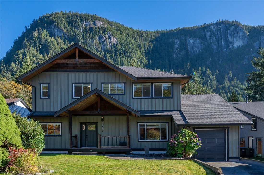 Haus in Squamish, Britisch-Kolumbien, Kanada 1 - 19065594