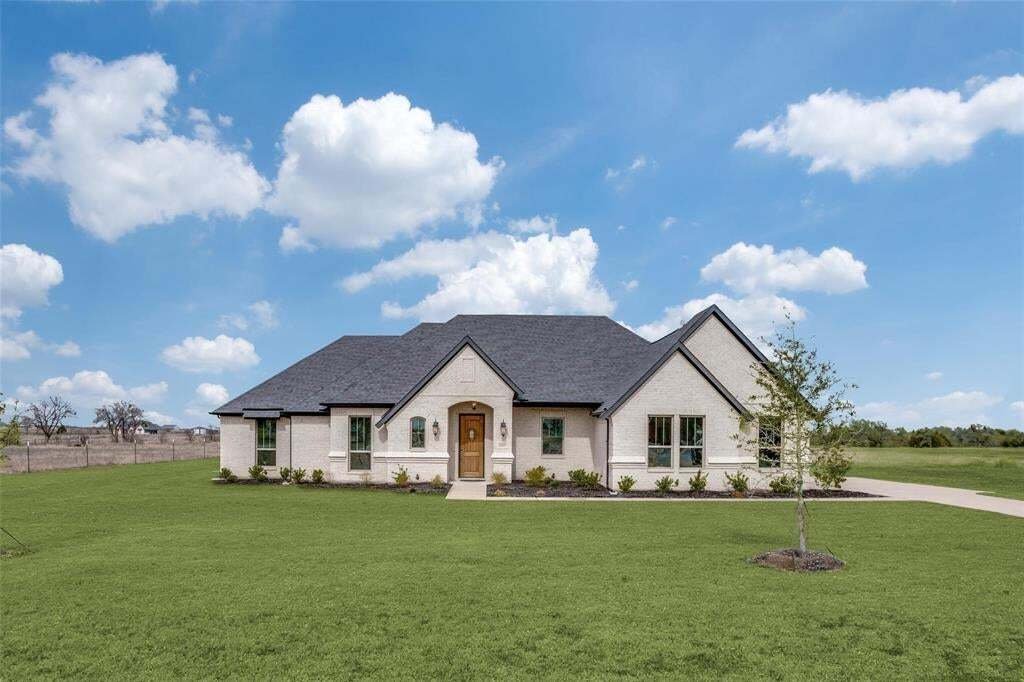 House in Weatherford, Texas, United States 2 - 19063868