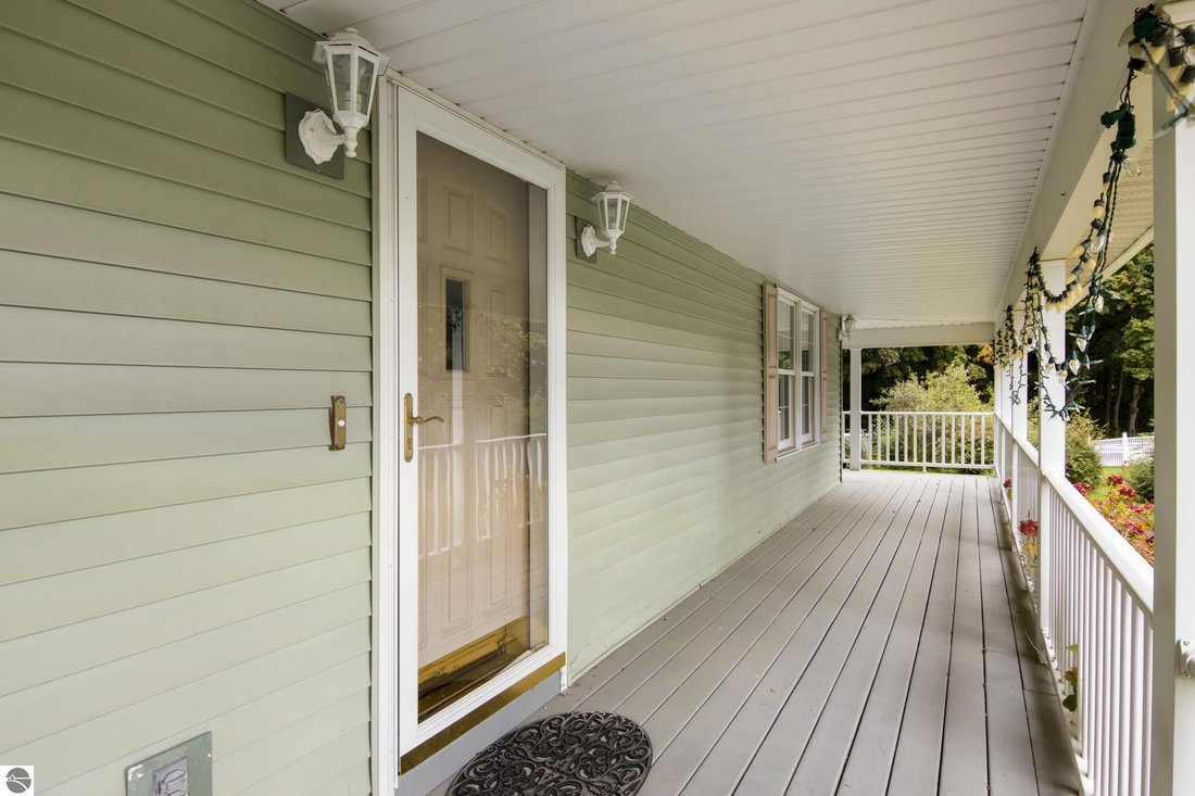House in Garfield Township, Michigan, United States 3 - 19061841