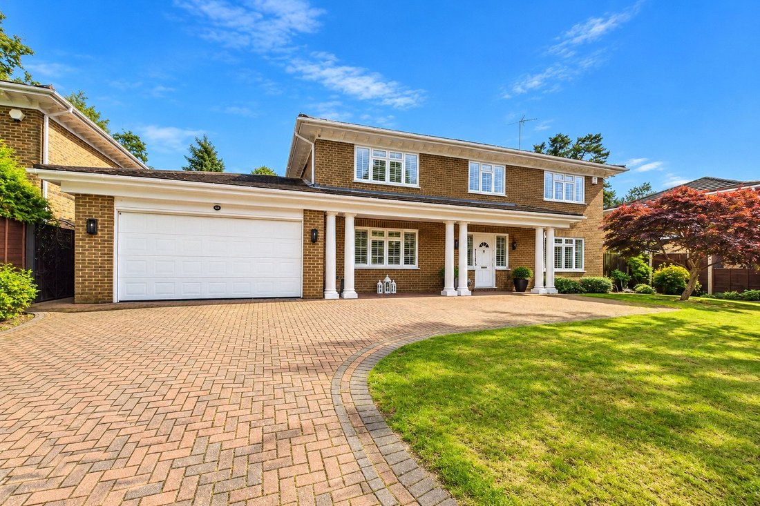 Casa en Heatherside, Surrey Heath, Inglaterra 1 - 18823007