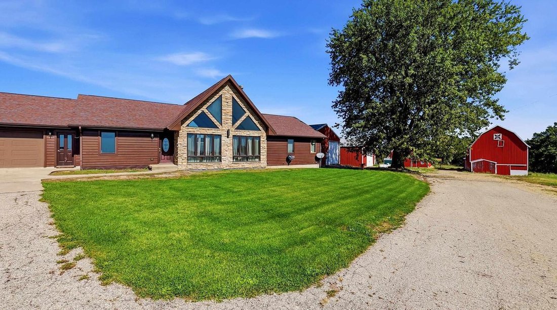 House in Darlington, Wisconsin, United States 2 - 19059146