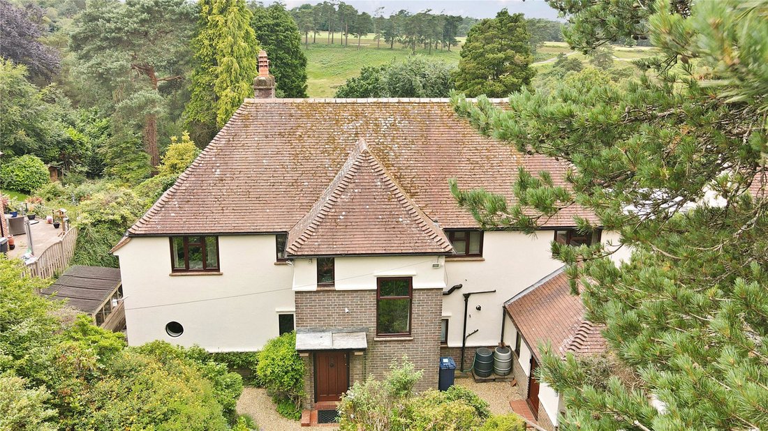 Casa a Hindhead, Haslemere, Inghilterra 1 - 18241620