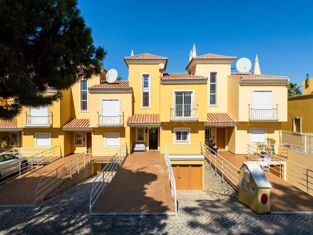 Maison de ville à Vilamoura, Quarteira, Algarve 2 - 19064449