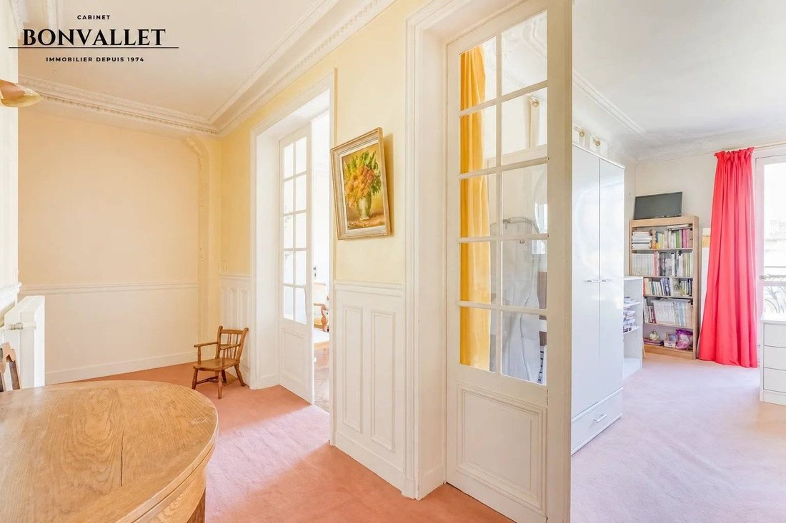 Apartment in Saint Lambert, Paris 15e Arrondissement, Paris 4 - 19063991