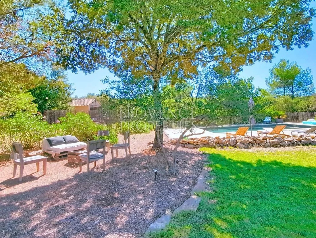 Maison à Correns, Provence-Alpes-Côte d'Azur, France 4 - 17467721