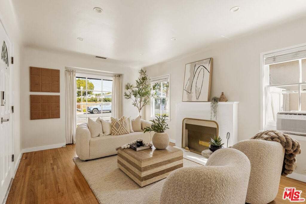 House in Los Angeles, California, United States 3 - 19062305