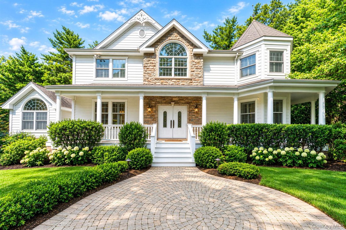 House in Halesite, New York, United States 1 - 19062934