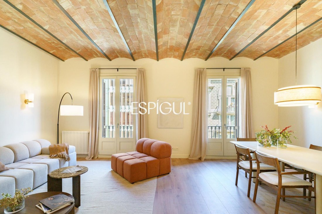 Apartment in Eixample, Barcelona, Spain 5 - 19059356