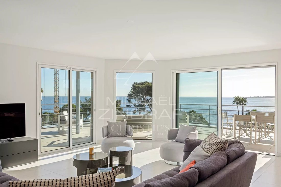 Penthouse in La Source, Cannes, France 3 - 14538648