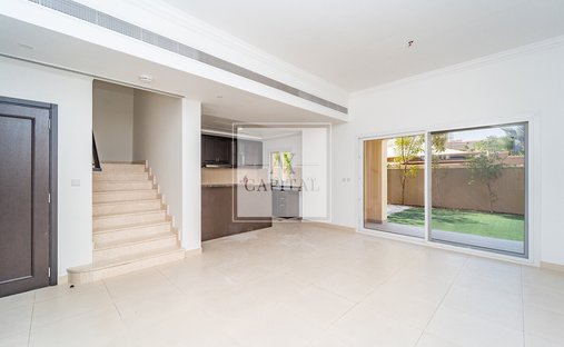 Townhouse in Al Barsha South 5, Al Barsha, Dubai 1