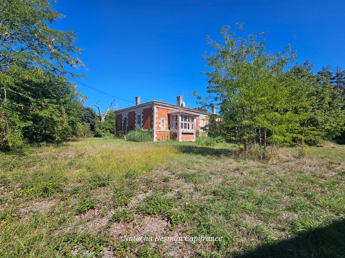 House in Soulac-sur-Mer, Nouvelle-Aquitaine, France 5 - 19060524