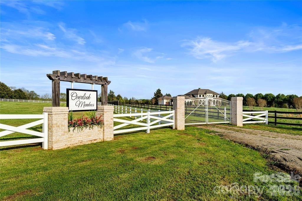 Terrain à Mooresville, Caroline du Nord, États-Unis 1 - 16381465