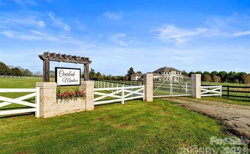 Land in Mooresville, North Carolina, United States 1