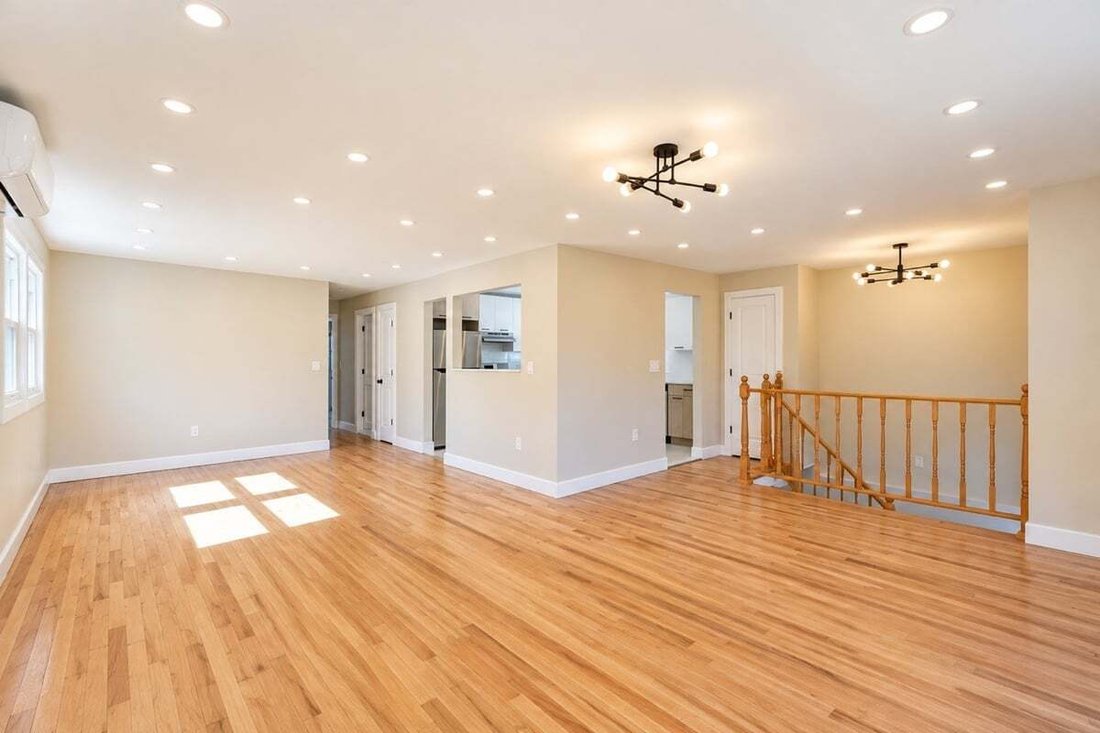 House in New York, New York, United States 2 - 19062007