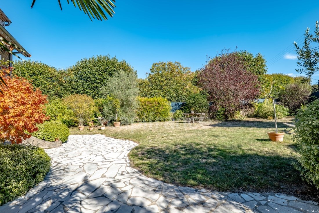 House in Le Chesnay, Le Chesnay-Rocquencourt, France 4 - 19060531