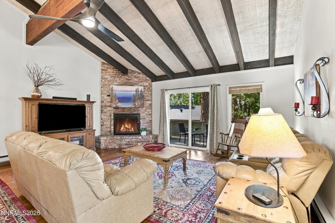 Condo in Incline Village, Nevada, United States 2 - 19059386