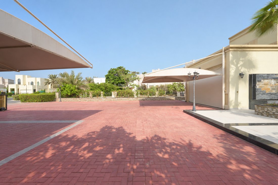 Villa en Al Wasl, Dubái, Emiratos Árabes Unidos 3 - 19065505