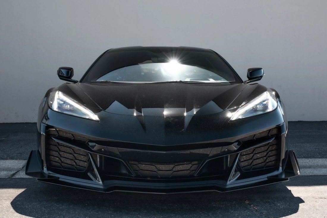 Coupe in Costa Mesa, CA, United States 3 - 19064669